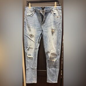H&M Women’s Distressed Jeans Size 8